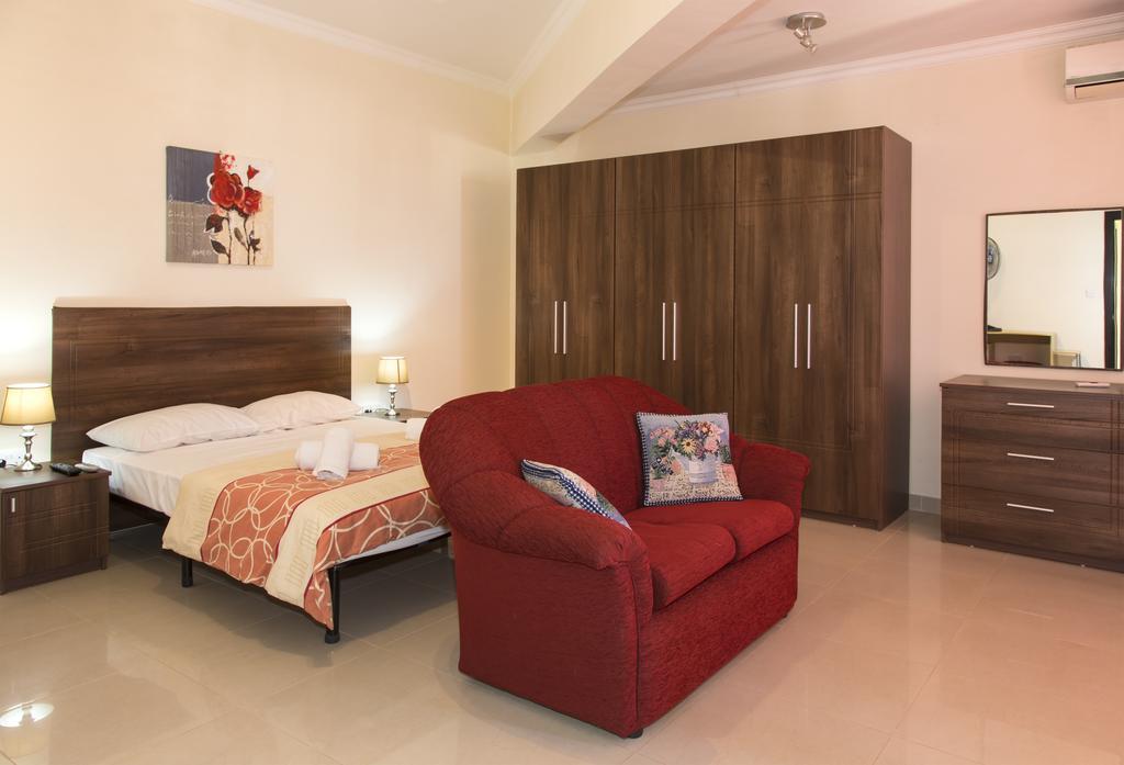 Belmont Court Apartments Qawra Εξωτερικό φωτογραφία