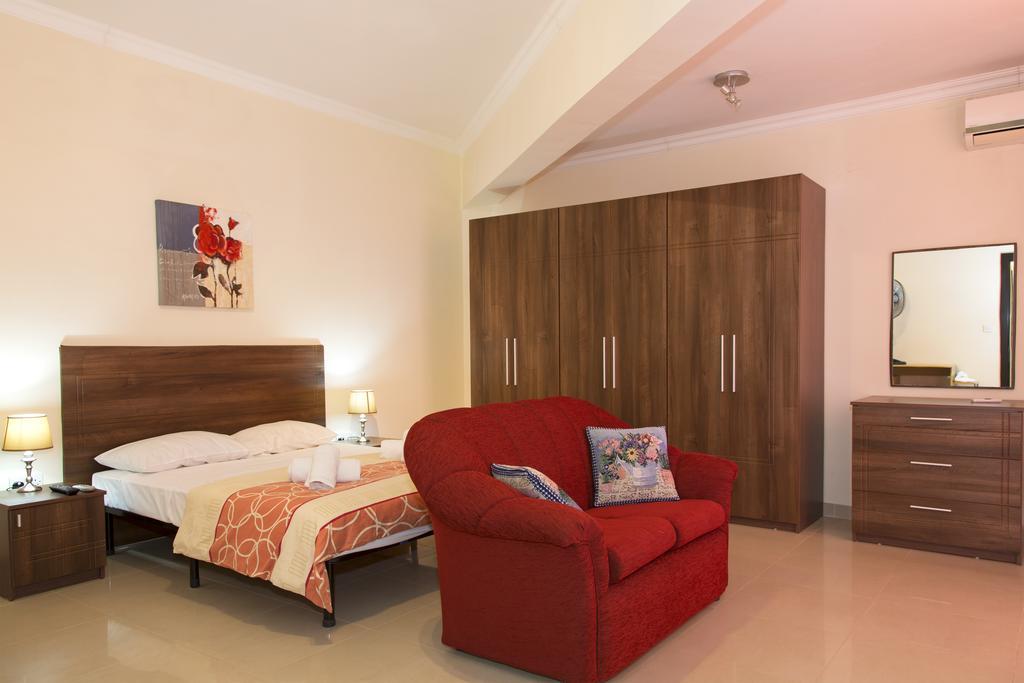 Belmont Court Apartments Qawra Εξωτερικό φωτογραφία