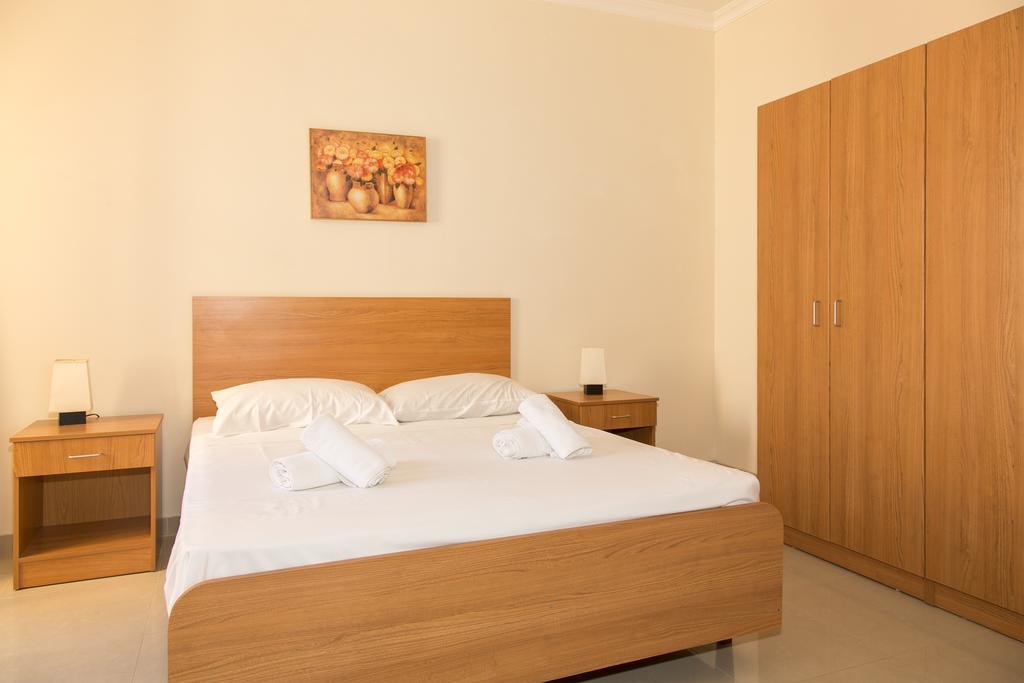 Belmont Court Apartments Qawra Εξωτερικό φωτογραφία