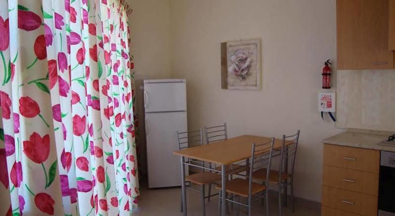 Belmont Court Apartments Qawra Εξωτερικό φωτογραφία